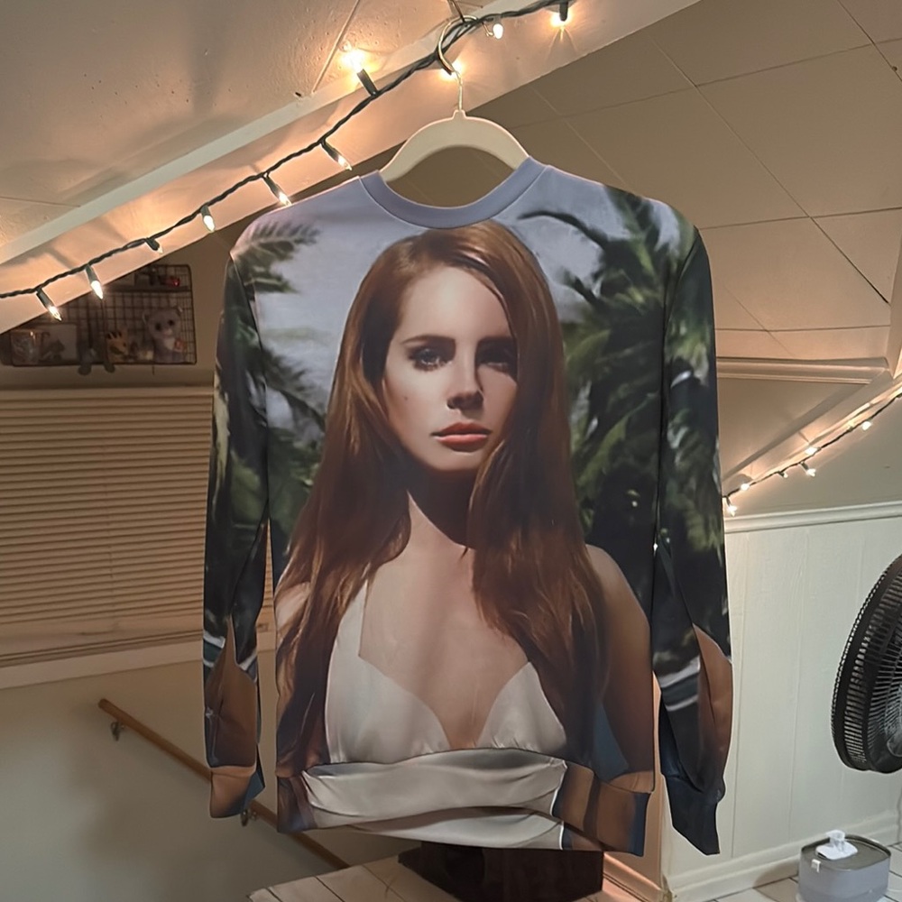 Lana Del Rey Paradise long sleeve graphic sweatshirt